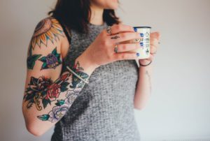 Read more about the article Czy warto zrobić sobie tatuaż?